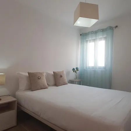 Nyaraló Westside House *